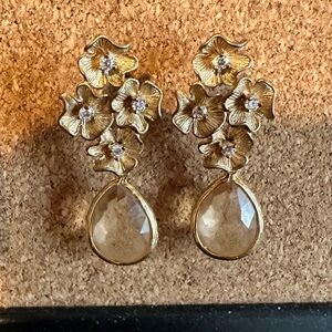 Gold and blush flower earrings